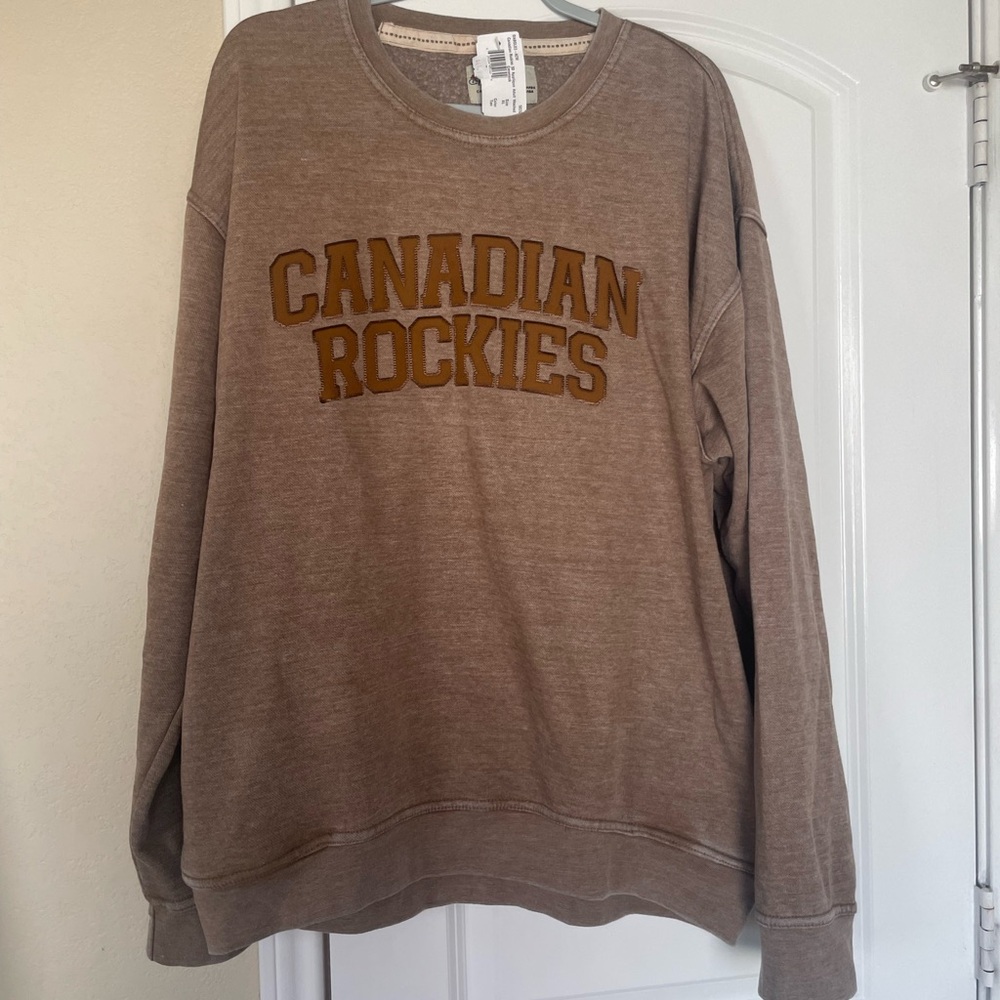 River wear Canadian Rockies Brown Crewneck‎ Sweater